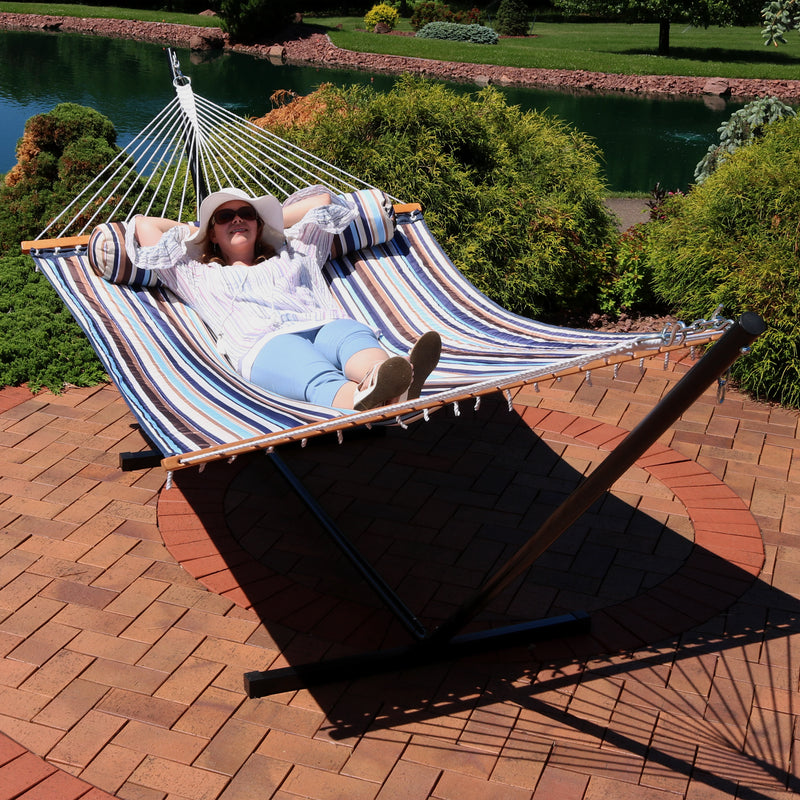 Sunnydaze 2-Person Freestanding Quilted Fabric Hammock with 12' Stand
