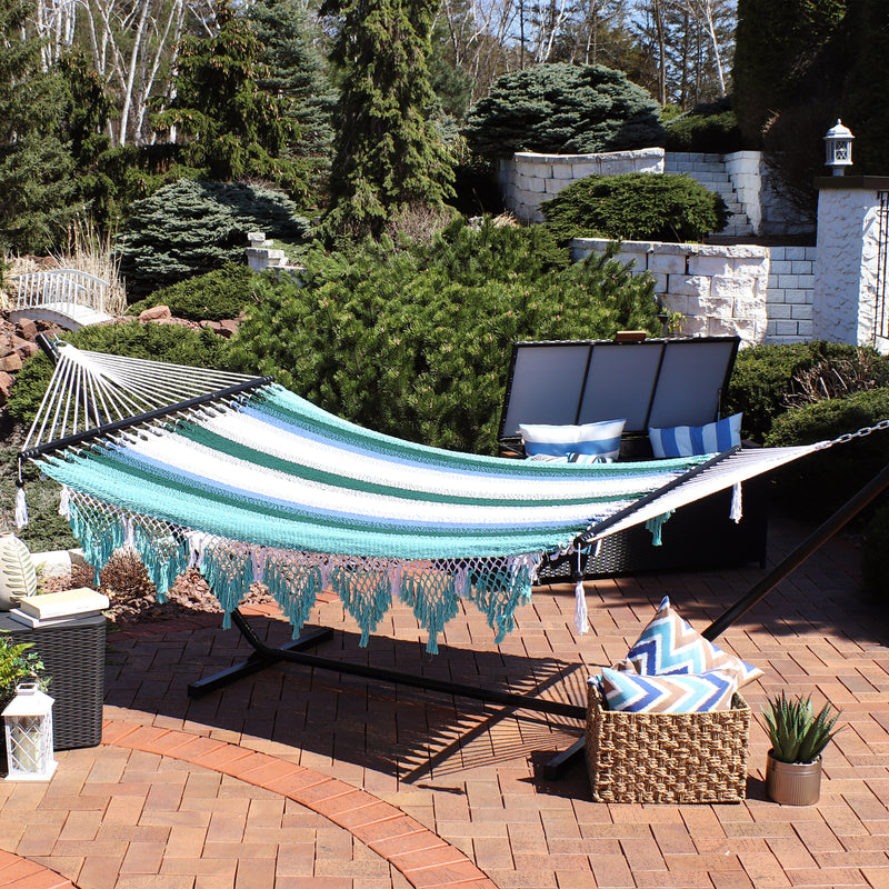 Sunnydaze Woven Double Hammock with Spreader Bars