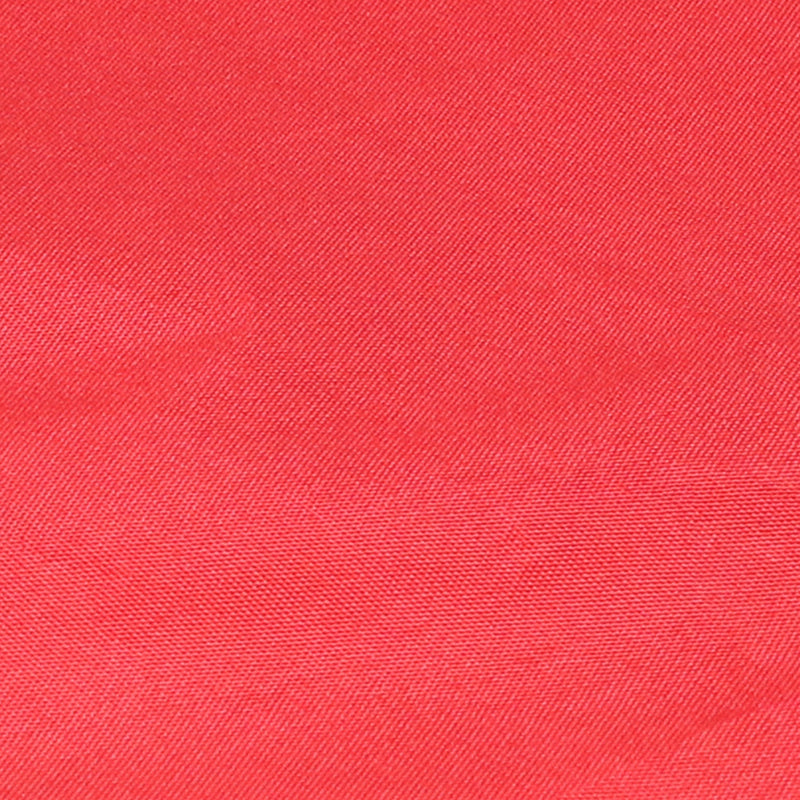 
Close up of the red fabric on the pop up canopies.