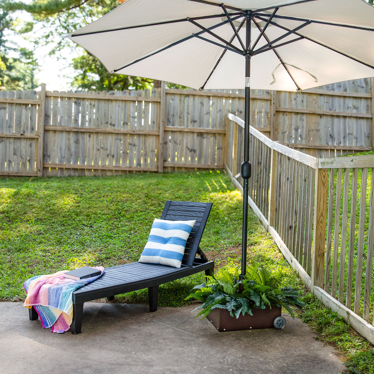 Sunnydaze Outdoor Umbrella Base with Fillable Planter and Wheels