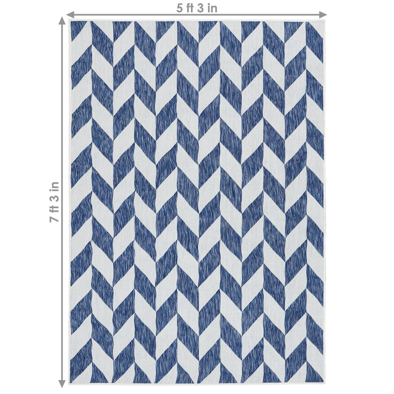 corner of geometric pattern indoor/outdoor area rug