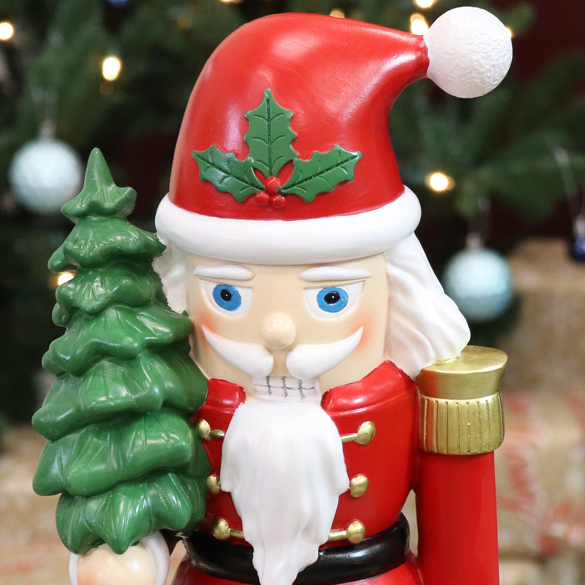 Sunnydaze Decor 13-in Figurine Santa Christmas Decor in the